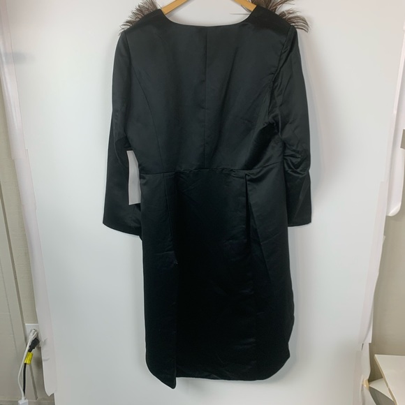 Ashro Cape - Picture 2 of 5